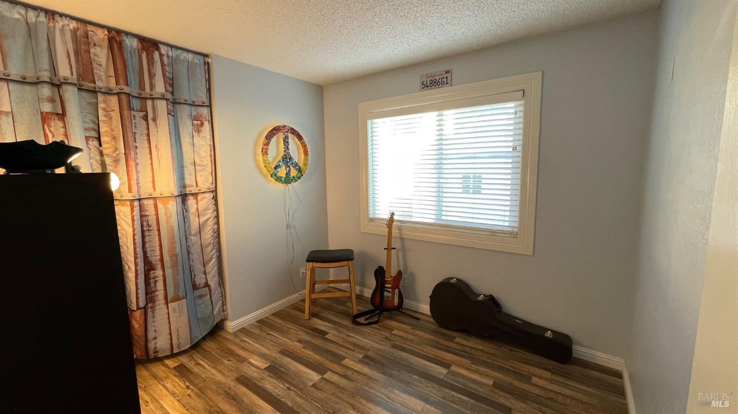 Detail Gallery Image 6 of 16 For 2417 San Joaquin Ct, Santa Rosa,  CA 95401 - 4 Beds | 2 Baths