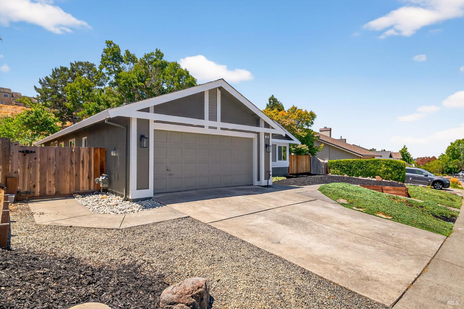 Detail Gallery Image 1 of 48 For 780 Rose Dr, Benicia,  CA 94510 - 3 Beds | 2 Baths