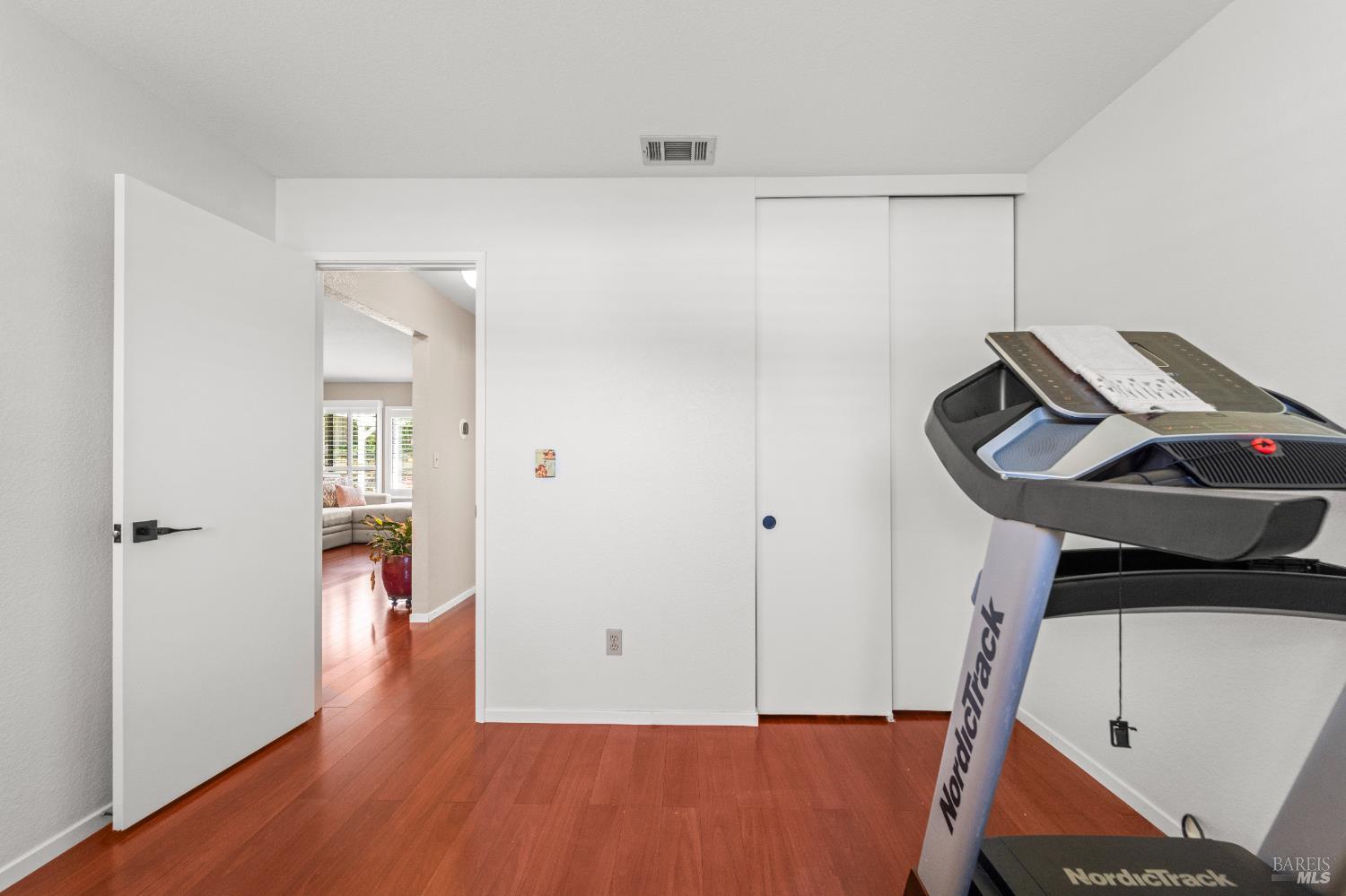 Detail Gallery Image 19 of 41 For 373 Clydesdale Dr, Vallejo,  CA 94591 - 3 Beds | 2 Baths