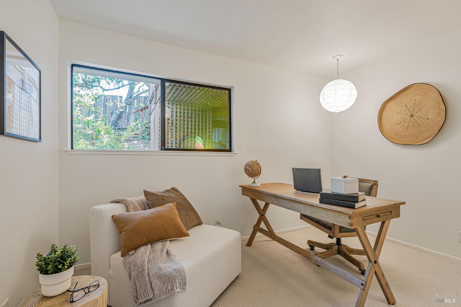 Detail Gallery Image 16 of 30 For 352 Laurel Ave, Novato,  CA 94945 - 4 Beds | 2/1 Baths