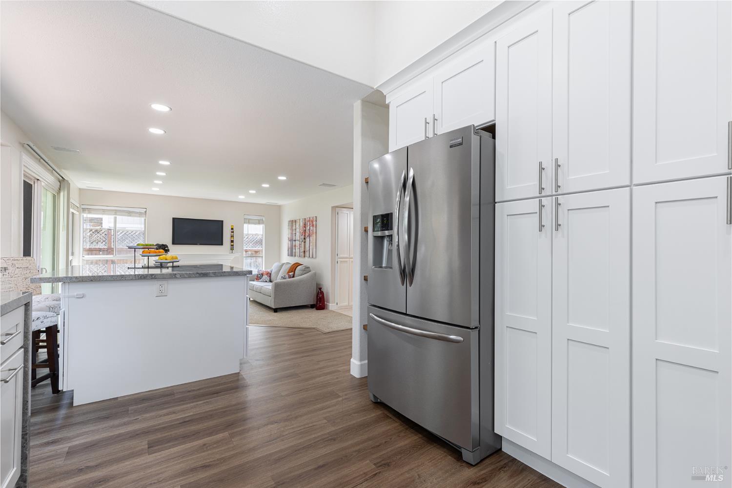 Detail Gallery Image 13 of 45 For 2285 Dancing Penny Way, Santa Rosa,  CA 95403 - 4 Beds | 2/1 Baths