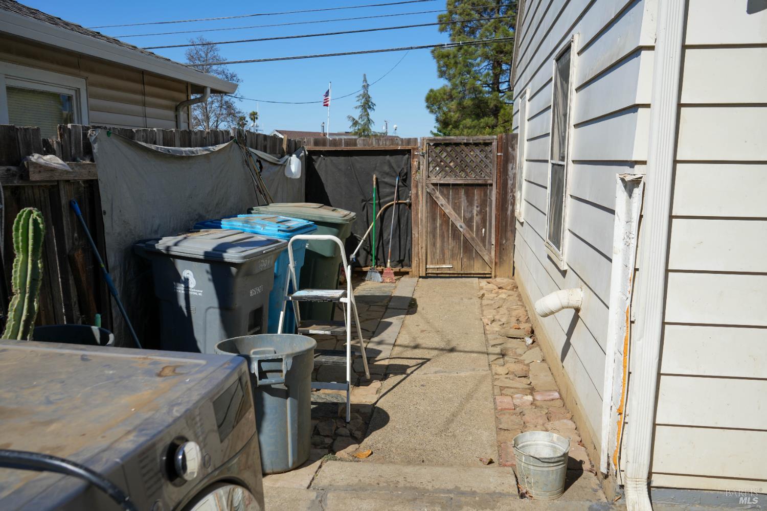 Detail Gallery Image 7 of 43 For 721 5th St, Vallejo,  CA 94590 - 4 Beds | 1 Baths