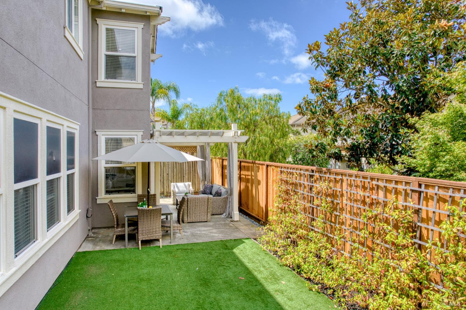 Detail Gallery Image 29 of 35 For 19 Sunny Cove Dr, Novato,  CA 94949 - 4 Beds | 2/1 Baths