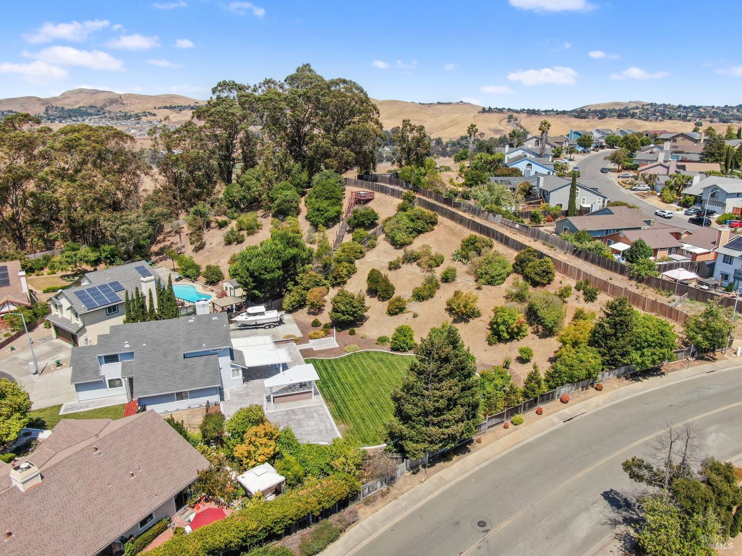 Detail Gallery Image 25 of 93 For 891 Wellfleet Dr, Vallejo,  CA 94591 - 4 Beds | 3 Baths