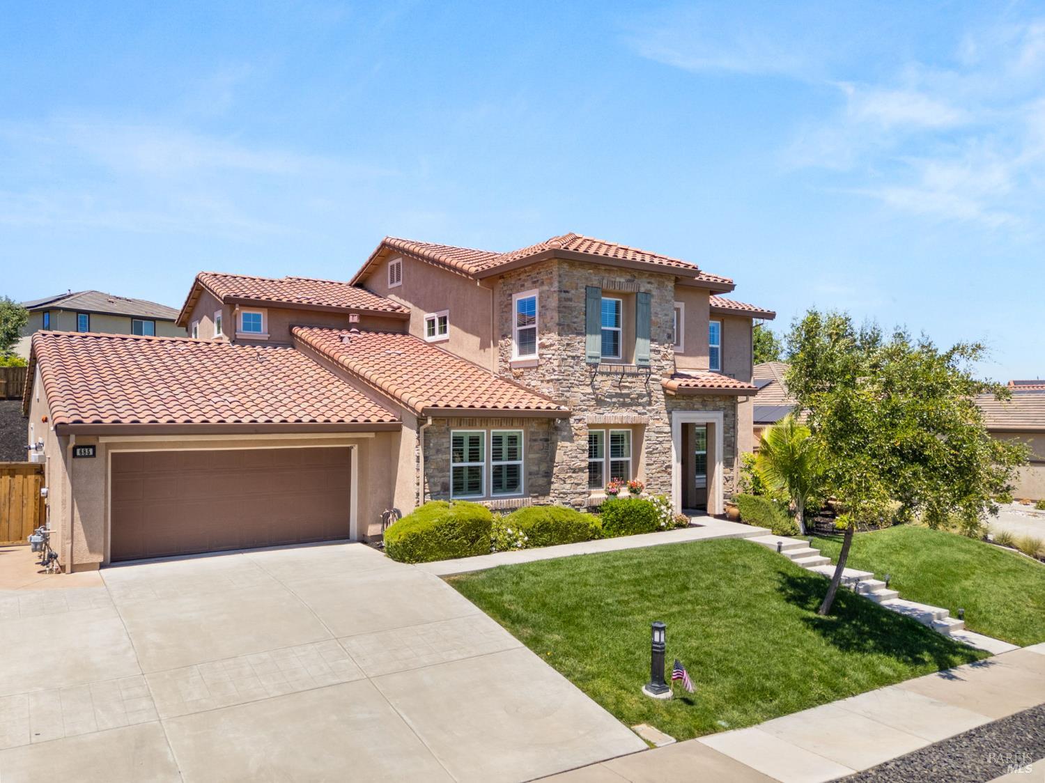 Detail Gallery Image 75 of 88 For 685 Elderberry Loop, Vacaville,  CA 95688 - 5 Beds | 4/1 Baths