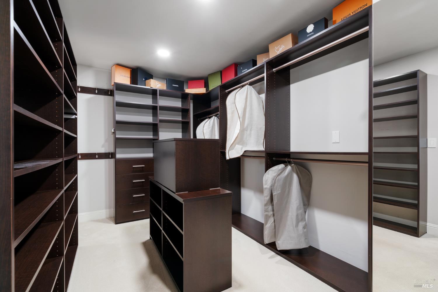 Detail Gallery Image 20 of 40 For 79 Trinidad Dr, Tiburon,  CA 94920 - 5 Beds | 4/1 Baths
