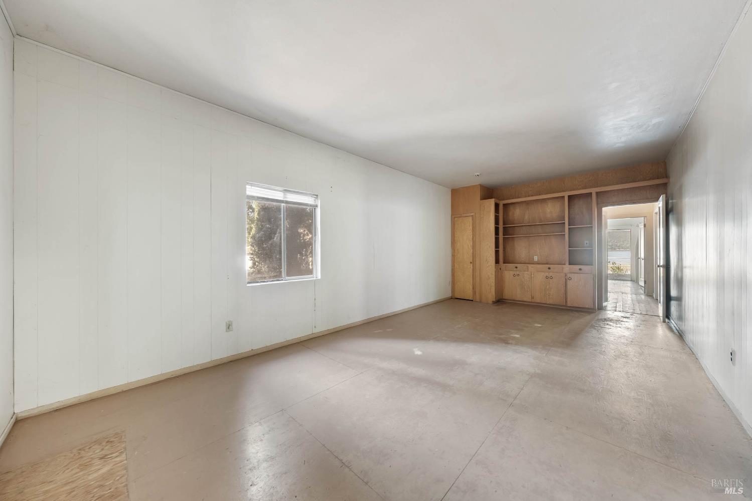 Detail Gallery Image 21 of 36 For 14095 Lakeshore Dr, Clearlake,  CA 95422 - 2 Beds | 1/1 Baths