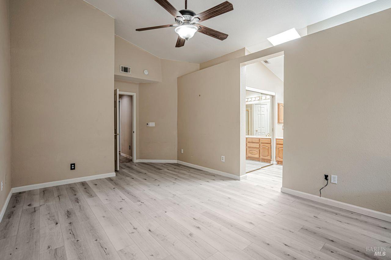 Detail Gallery Image 21 of 36 For 812 Sonnet Dr, Vacaville,  CA 95687 - 3 Beds | 2 Baths