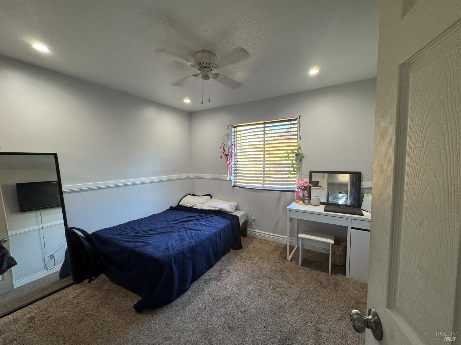 Detail Gallery Image 18 of 25 For 1420 Oak Haven Way, Antioch,  CA 94531 - 4 Beds | 2/1 Baths