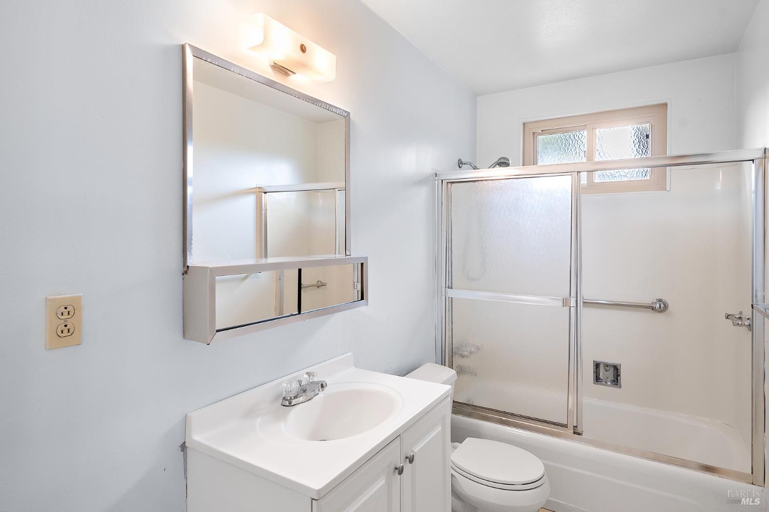 Detail Gallery Image 23 of 35 For 717 Willrush St, Santa Rosa,  CA 95401 - 3 Beds | 2 Baths