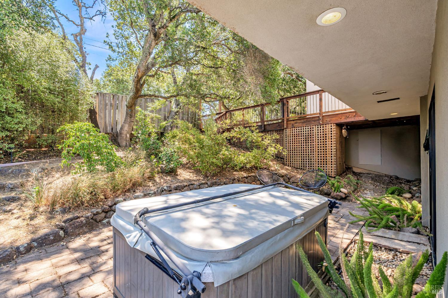 Detail Gallery Image 28 of 30 For 352 Laurel Ave, Novato,  CA 94945 - 4 Beds | 2/1 Baths