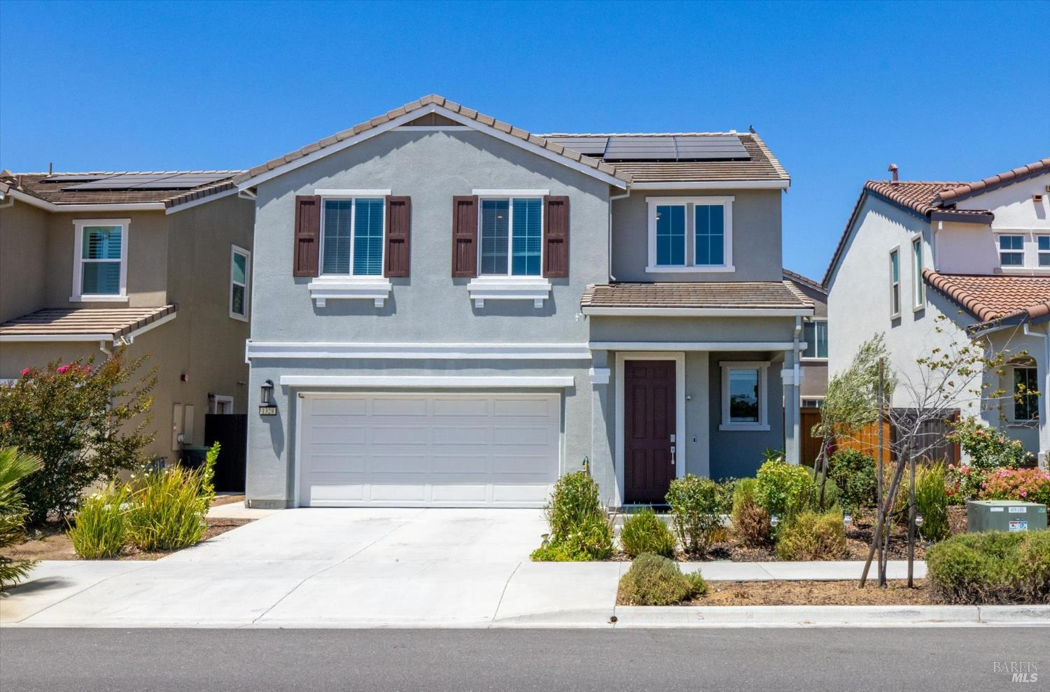 Detail Gallery Image 1 of 71 For 1328 Horizon Cir, Fairfield,  CA 94533 - 4 Beds | 3 Baths