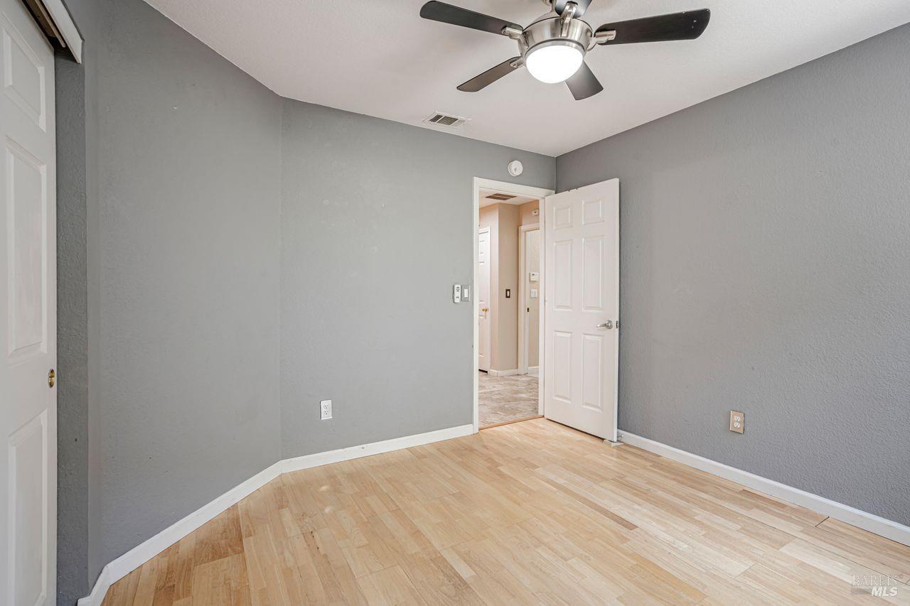 Detail Gallery Image 27 of 36 For 812 Sonnet Dr, Vacaville,  CA 95687 - 3 Beds | 2 Baths