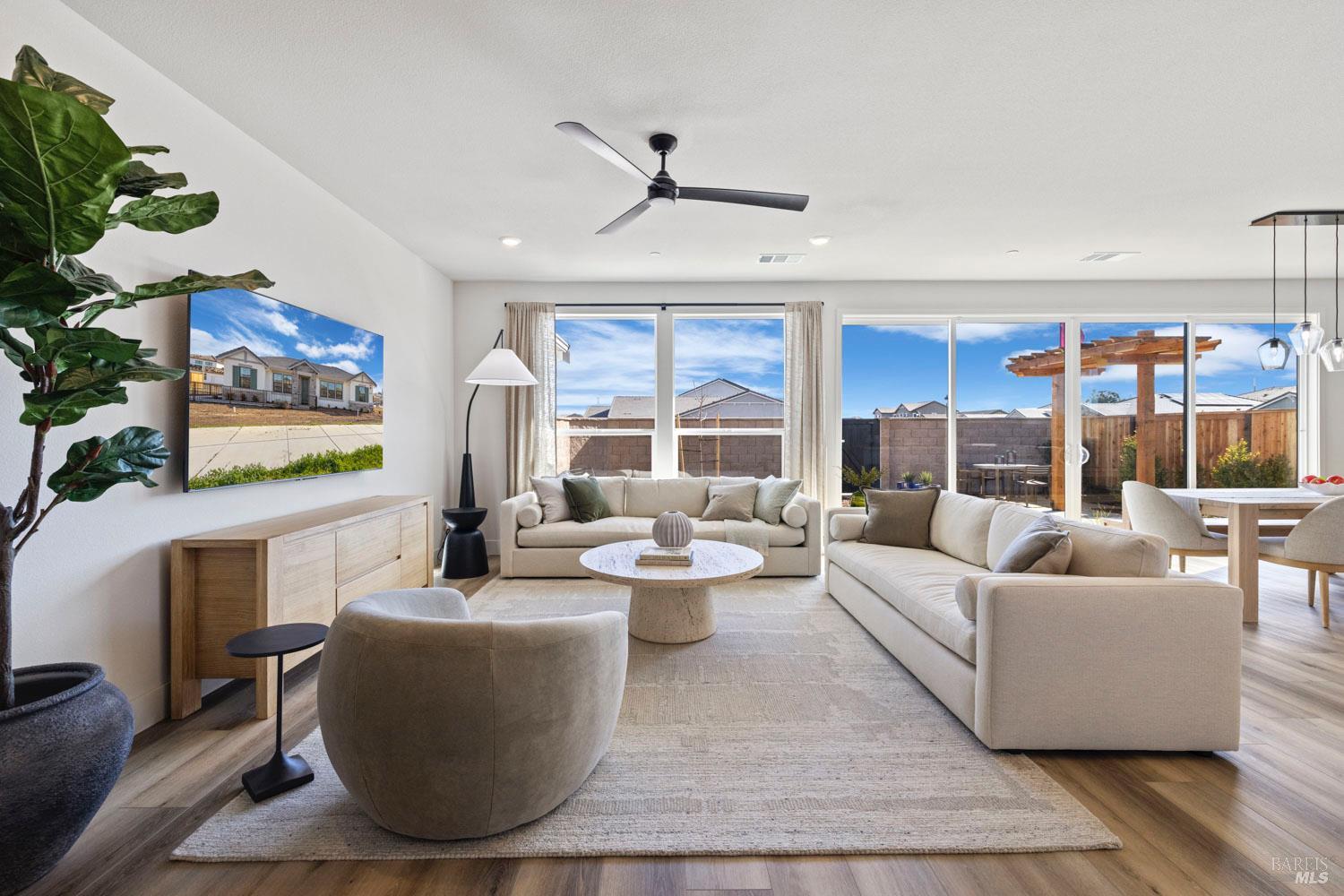 Detail Gallery Image 22 of 55 For 969 Carroll Way, Vacaville,  CA 95687 - 4 Beds | 2 Baths