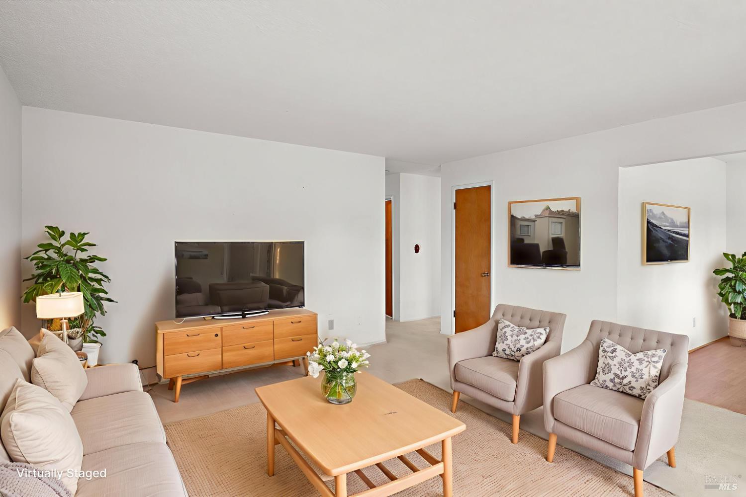 Detail Gallery Image 2 of 35 For 717 Willrush St, Santa Rosa,  CA 95401 - 3 Beds | 2 Baths