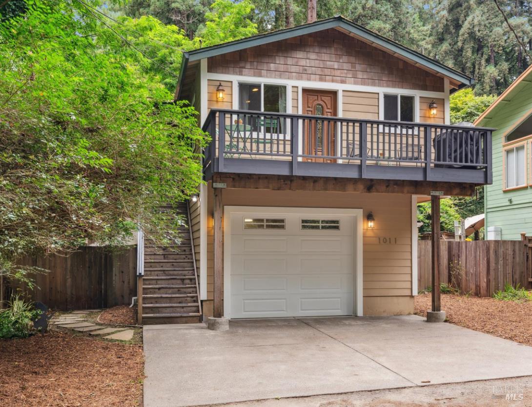 Detail Gallery Image 2 of 22 For 1011 Center St, Villa Grande,  CA 95486 - 2 Beds | 2 Baths