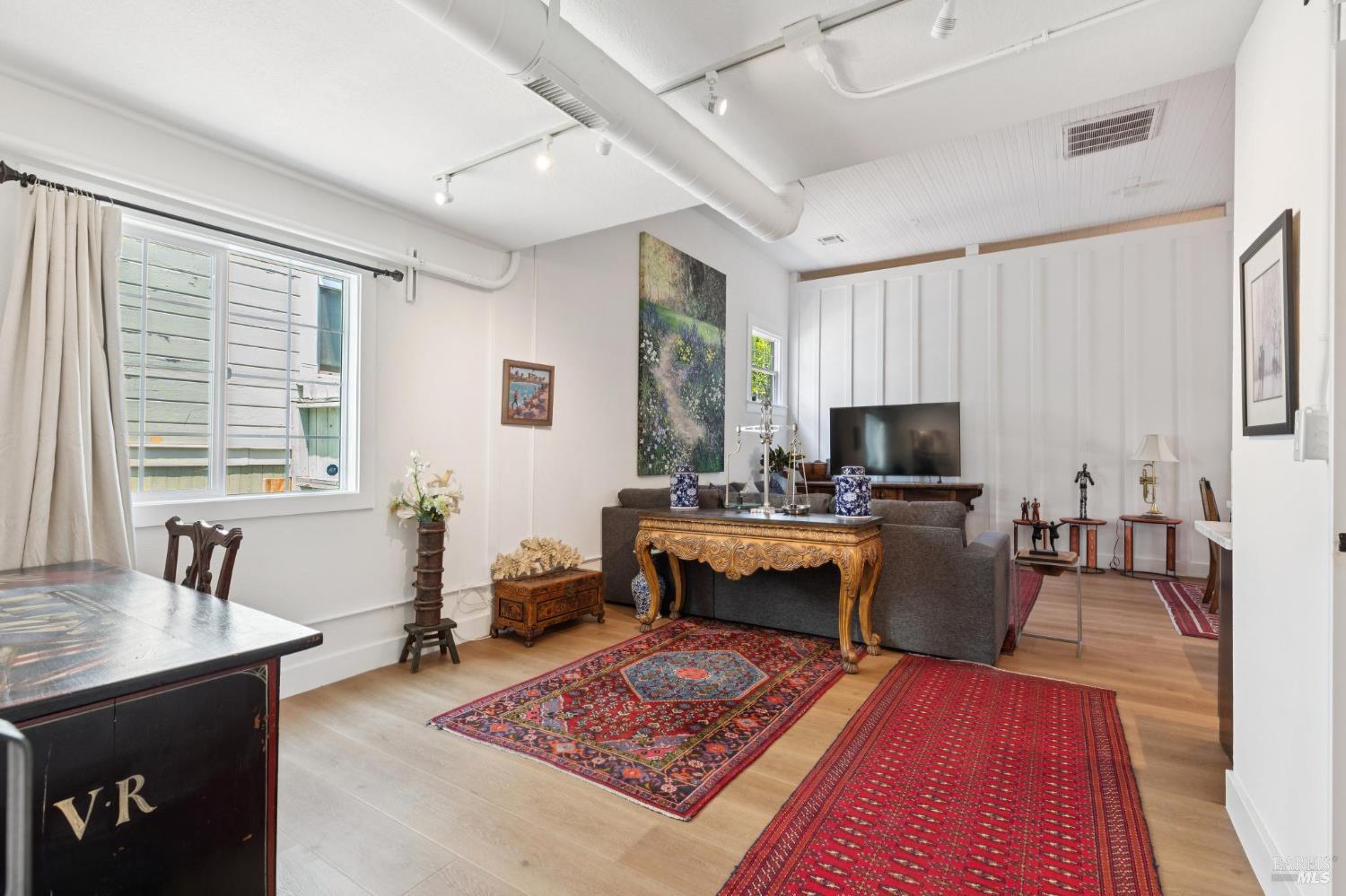 Detail Gallery Image 17 of 43 For 307 Bodega Ave, Petaluma,  CA 94952 - 2 Beds | 2 Baths
