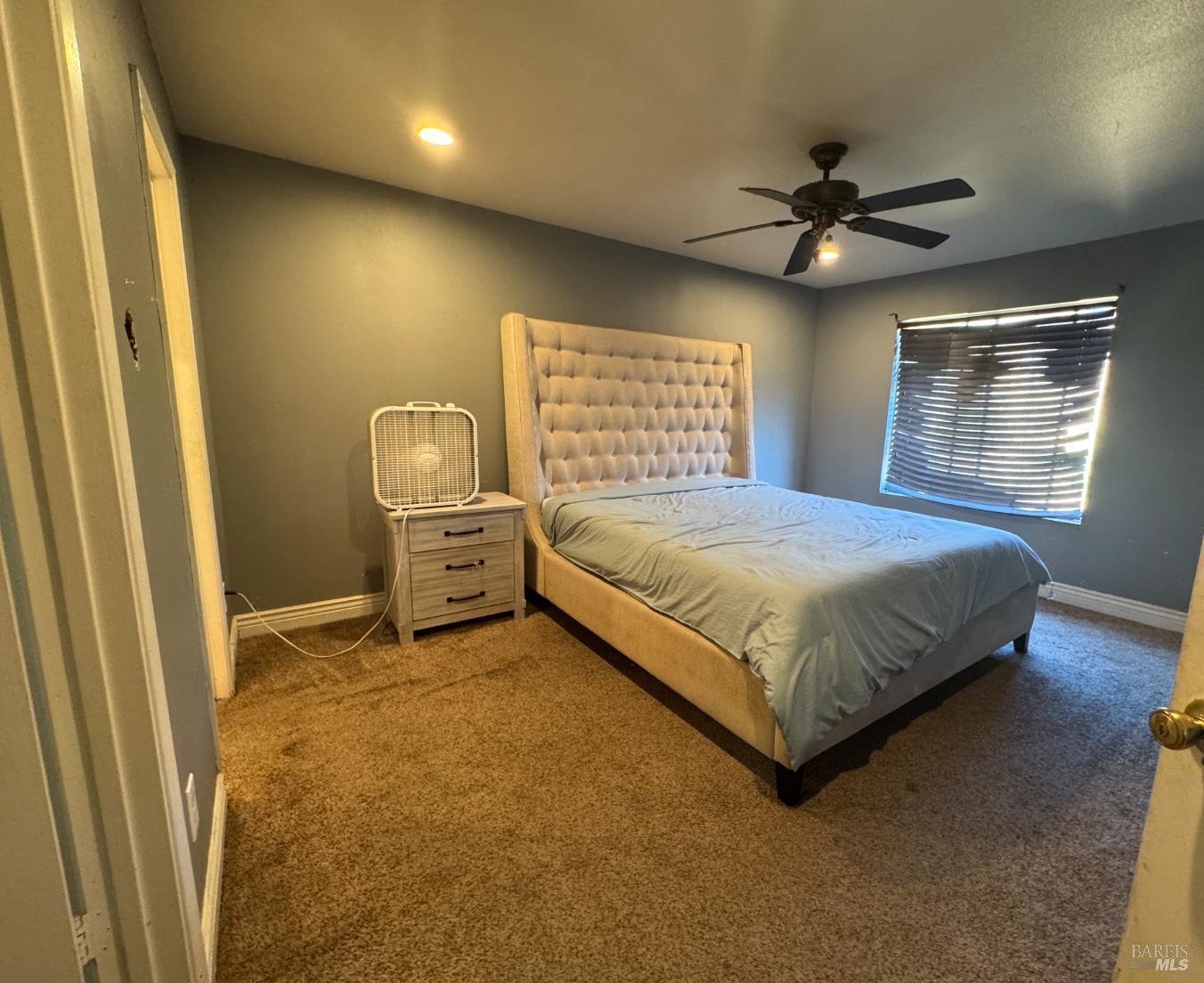 Detail Gallery Image 14 of 25 For 1420 Oak Haven Way, Antioch,  CA 94531 - 4 Beds | 2/1 Baths