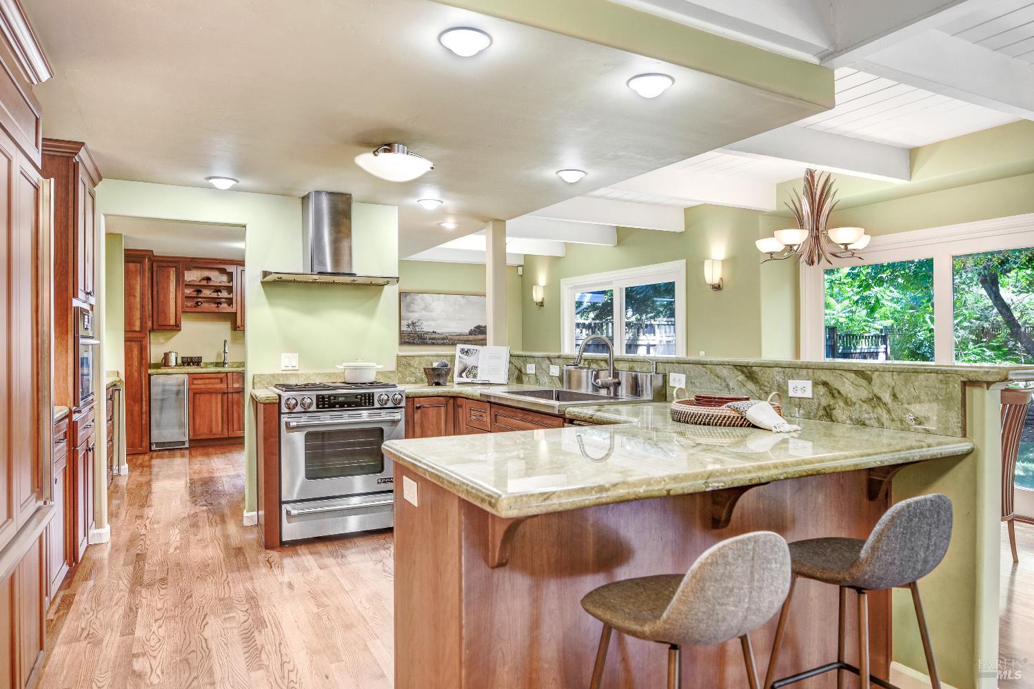 Detail Gallery Image 10 of 25 For 255 E Napa St, Sonoma,  CA 95476 - 2 Beds | 2 Baths