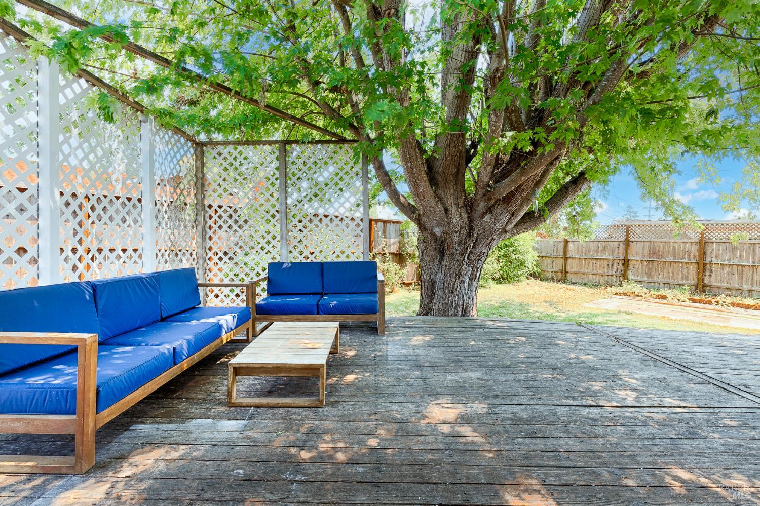 Detail Gallery Image 43 of 58 For 401 Arlen Dr, Rohnert Park,  CA 94928 - 3 Beds | 2 Baths
