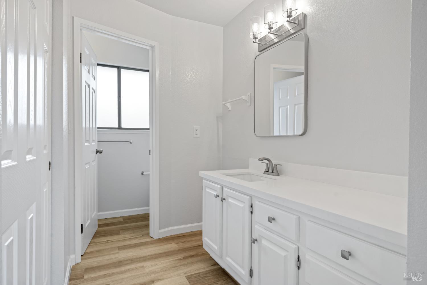Detail Gallery Image 19 of 36 For 8 Margory Ct, Novato,  CA 94947 - 3 Beds | 2/1 Baths