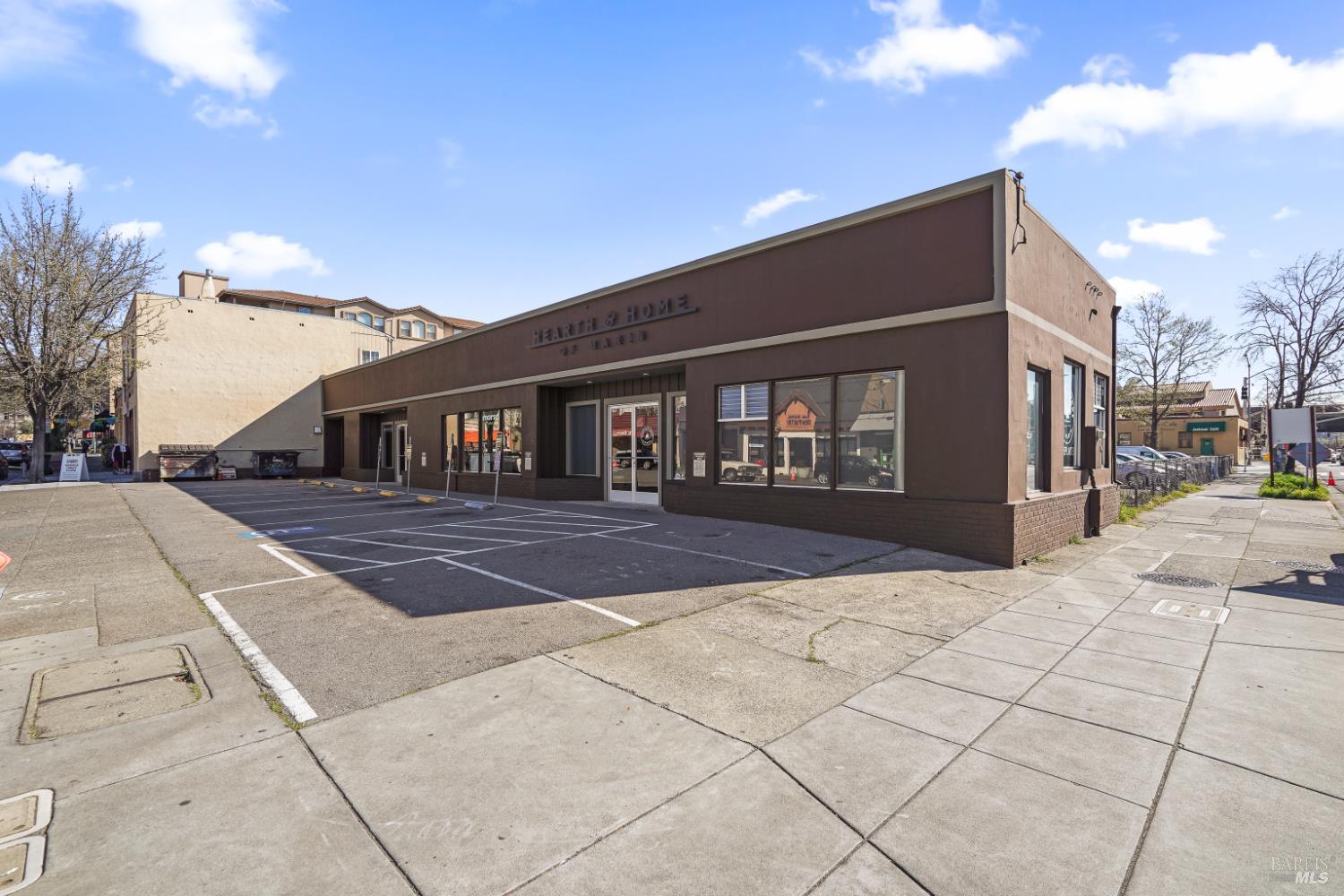 Detail Gallery Image 2 of 34 For 902 Lincoln Ave, San Rafael,  CA 94901 - – Beds | – Baths