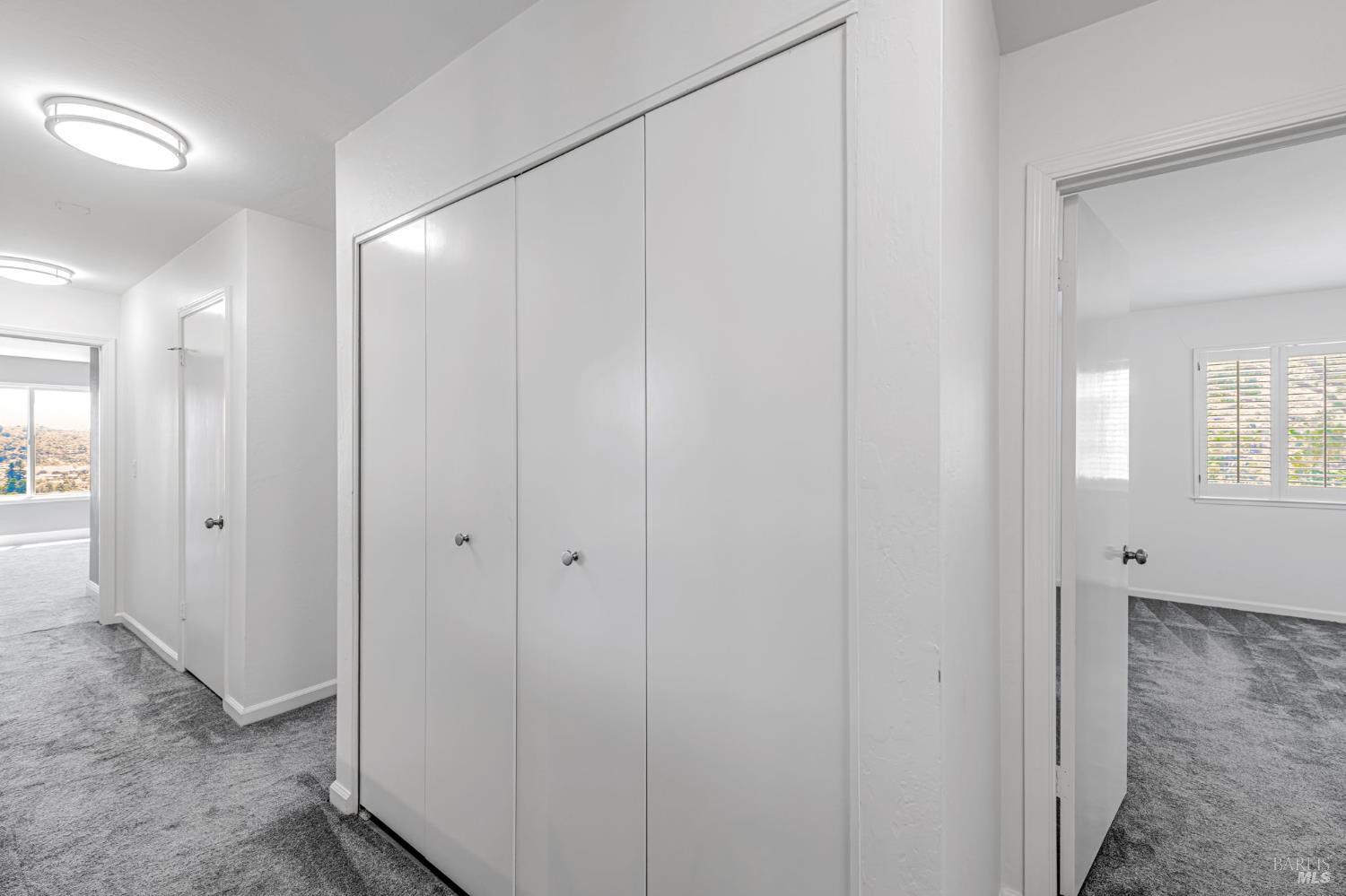 Detail Gallery Image 19 of 44 For 155 Dominican Dr, San Rafael,  CA 94901 - 3 Beds | 2/1 Baths