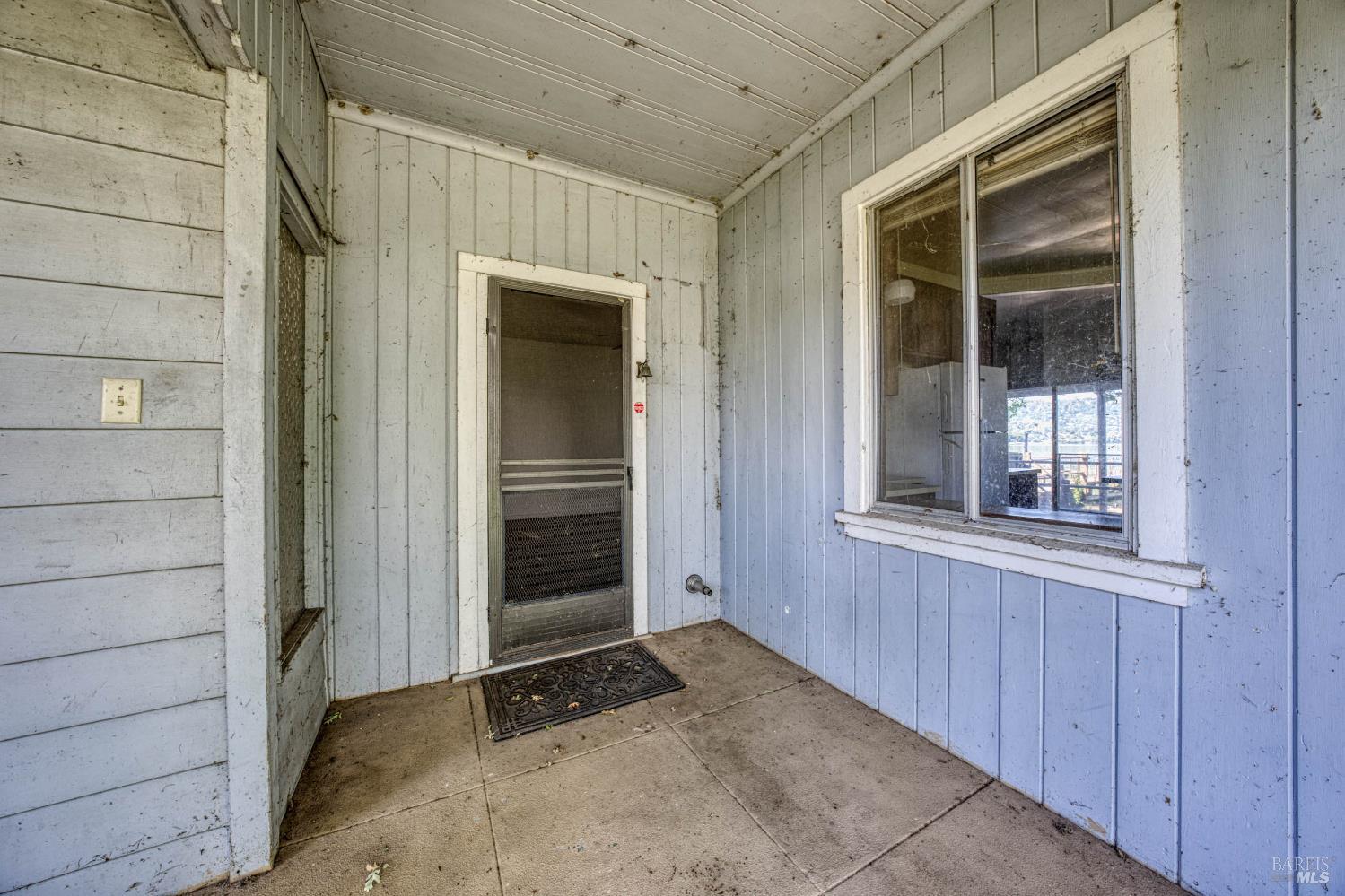 Detail Gallery Image 8 of 36 For 14095 Lakeshore Dr, Clearlake,  CA 95422 - 2 Beds | 1/1 Baths