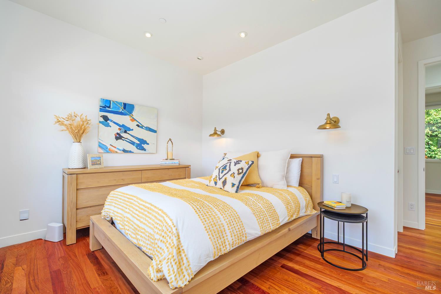 Detail Gallery Image 19 of 27 For 15 Stetson Ave, Kentfield,  CA 94904 - 3 Beds | 2 Baths