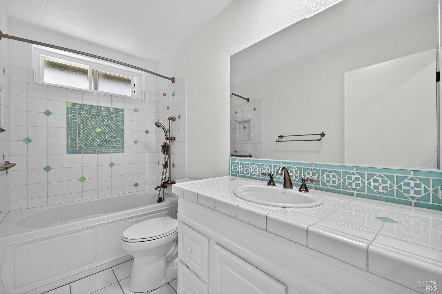 Detail Gallery Image 28 of 48 For 780 Rose Dr, Benicia,  CA 94510 - 3 Beds | 2 Baths