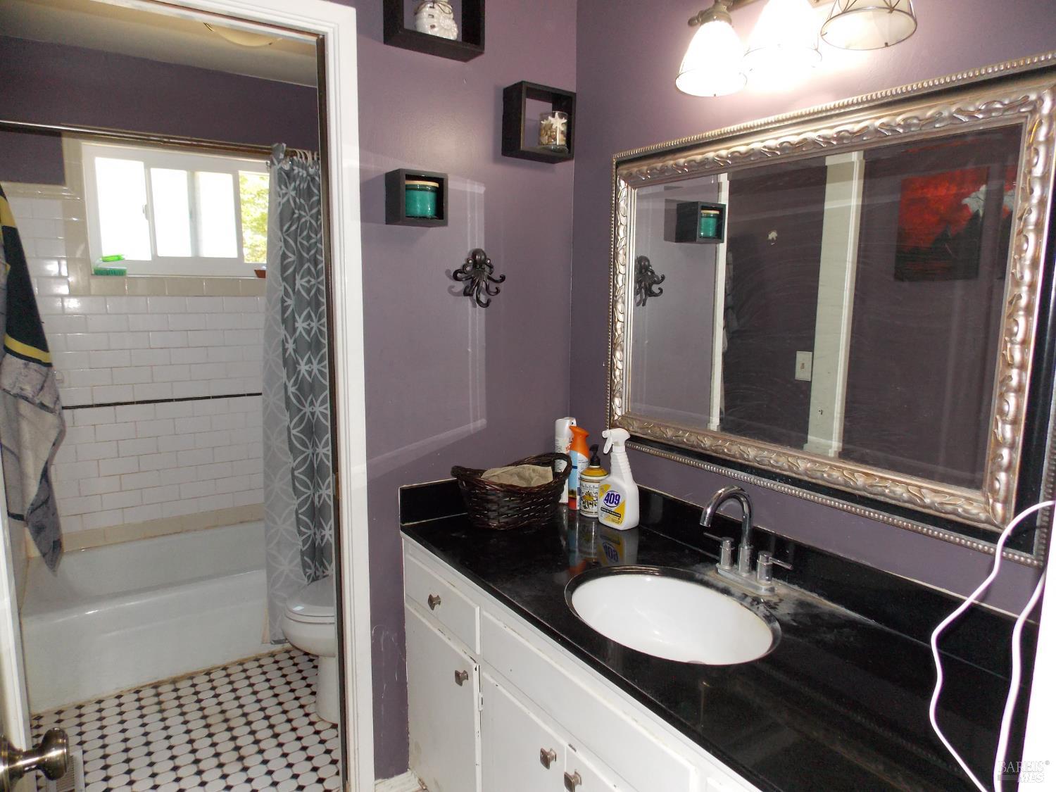 Detail Gallery Image 16 of 29 For 6531 Bridgewood Dr, Santa Rosa,  CA 95409 - 3 Beds | 2 Baths