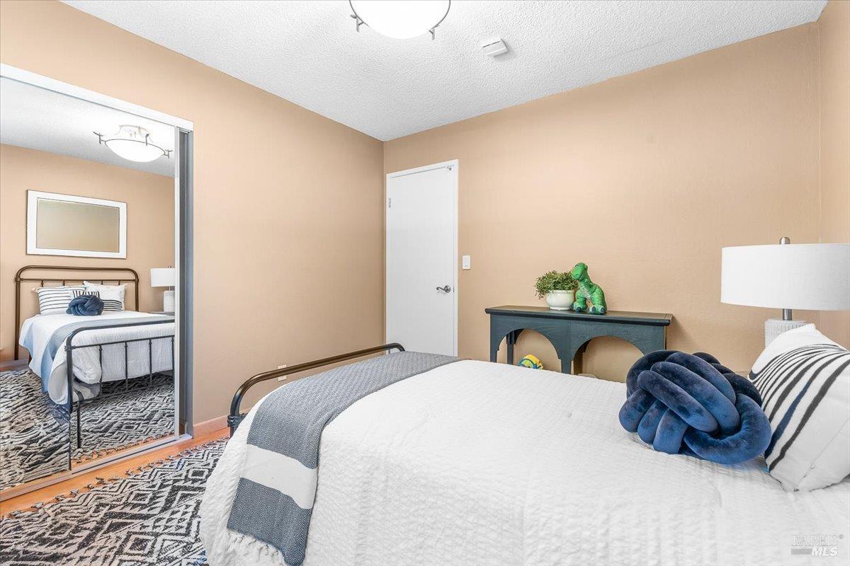 Detail Gallery Image 21 of 44 For 4305 Leafwood Cir, Santa Rosa,  CA 95405 - 3 Beds | 2 Baths