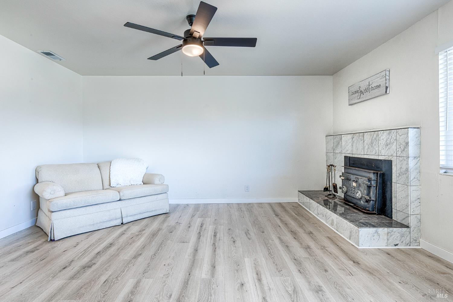 Detail Gallery Image 11 of 58 For 401 Arlen Dr, Rohnert Park,  CA 94928 - 3 Beds | 2 Baths