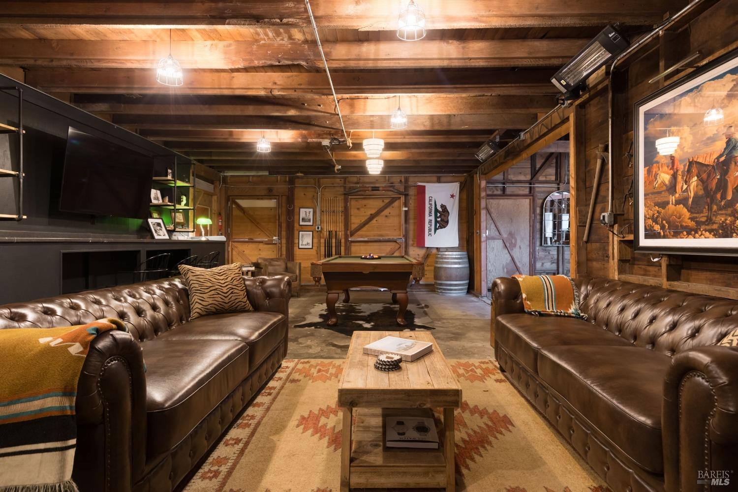 Detail Gallery Image 23 of 29 For 19440 Cypress Rd, Sonoma,  CA 95476 - 3 Beds | 2/1 Baths