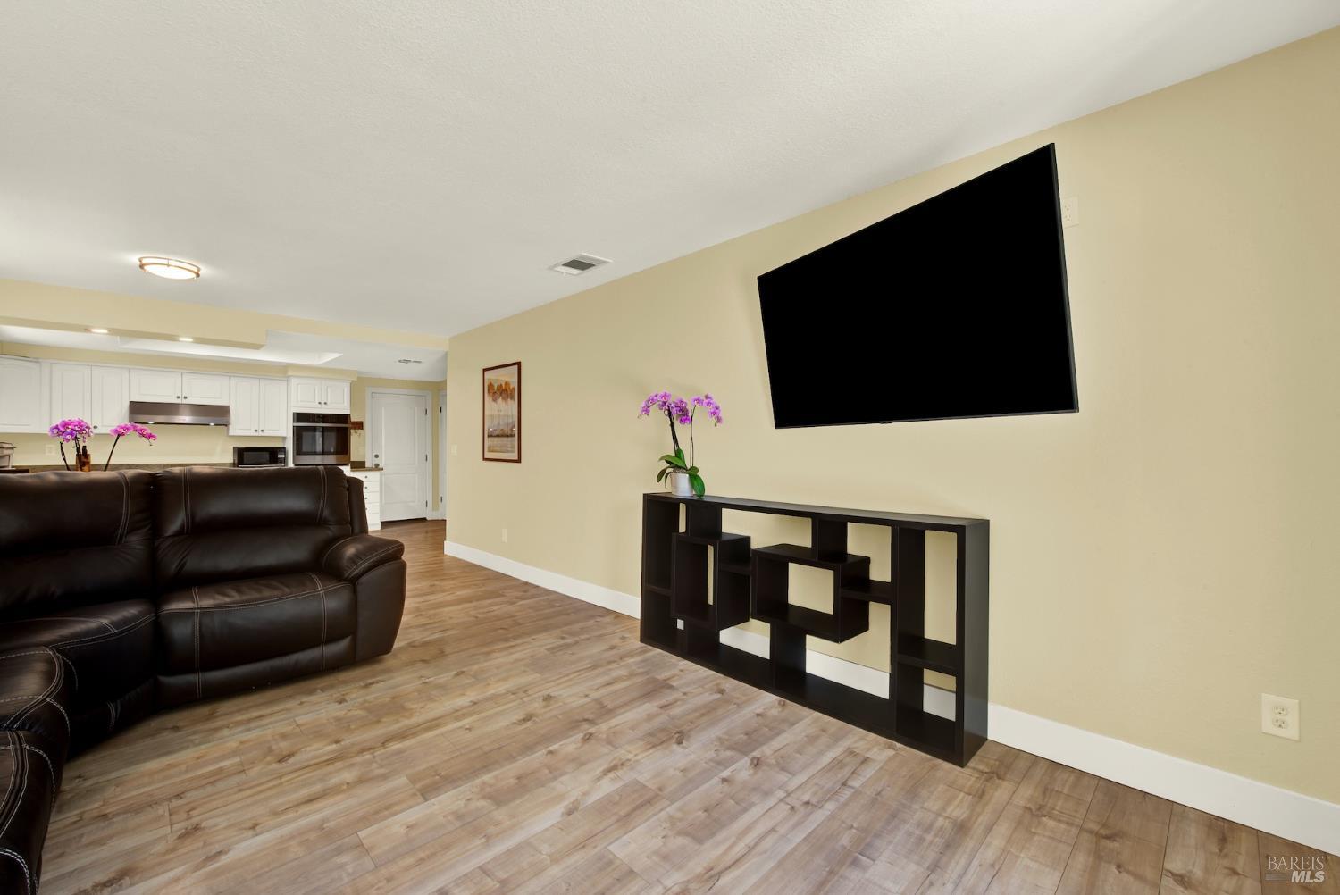 Detail Gallery Image 42 of 78 For 625 Cornell Ct, Vacaville,  CA 95687 - 3 Beds | 2 Baths