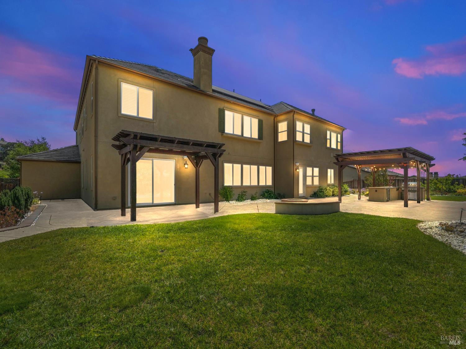 Detail Gallery Image 37 of 37 For 715 Bridle Ridge Dr, Fairfield,  CA 94534 - 5 Beds | 5/1 Baths