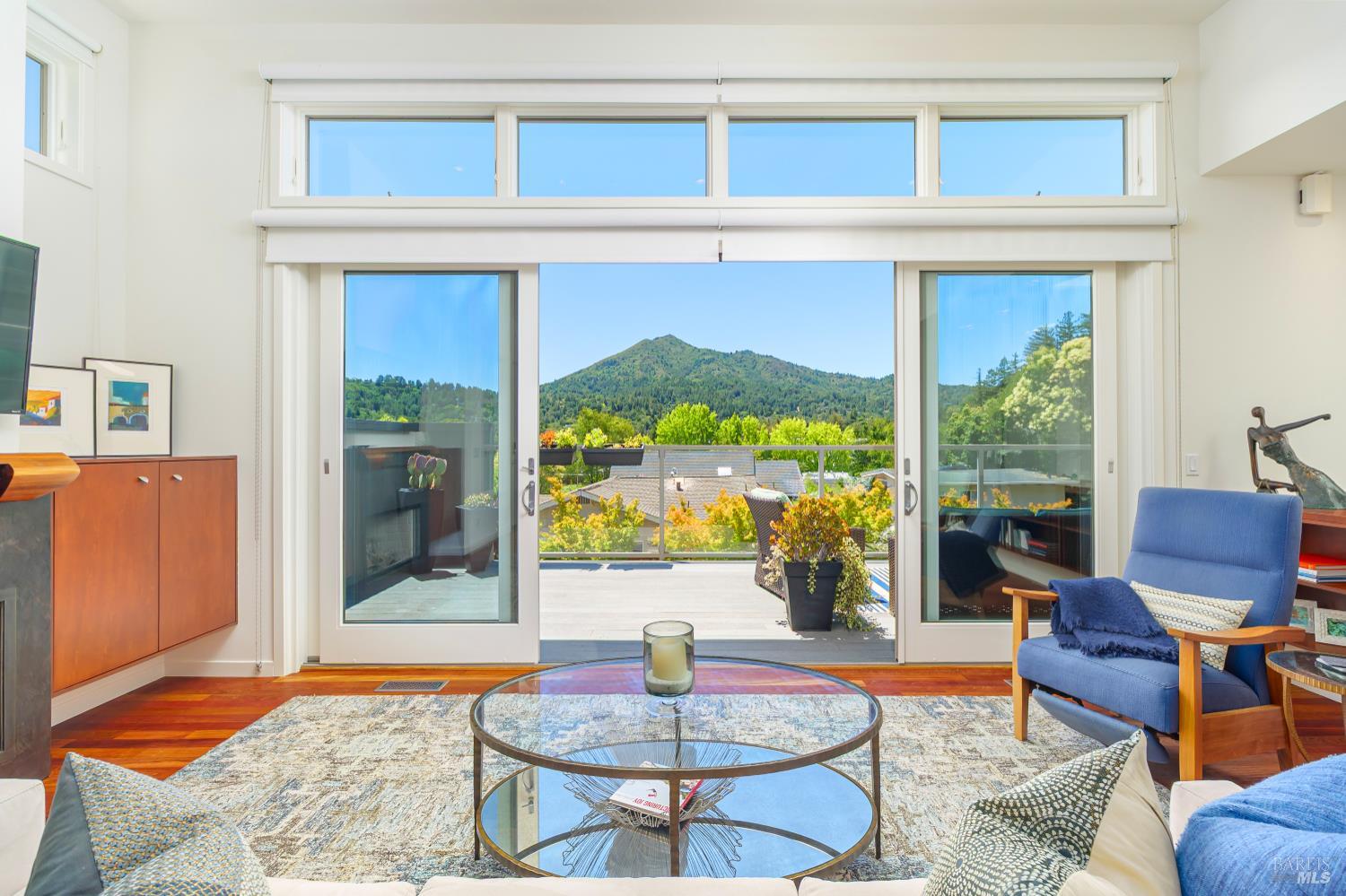 Detail Gallery Image 6 of 27 For 15 Stetson Ave, Kentfield,  CA 94904 - 3 Beds | 2 Baths