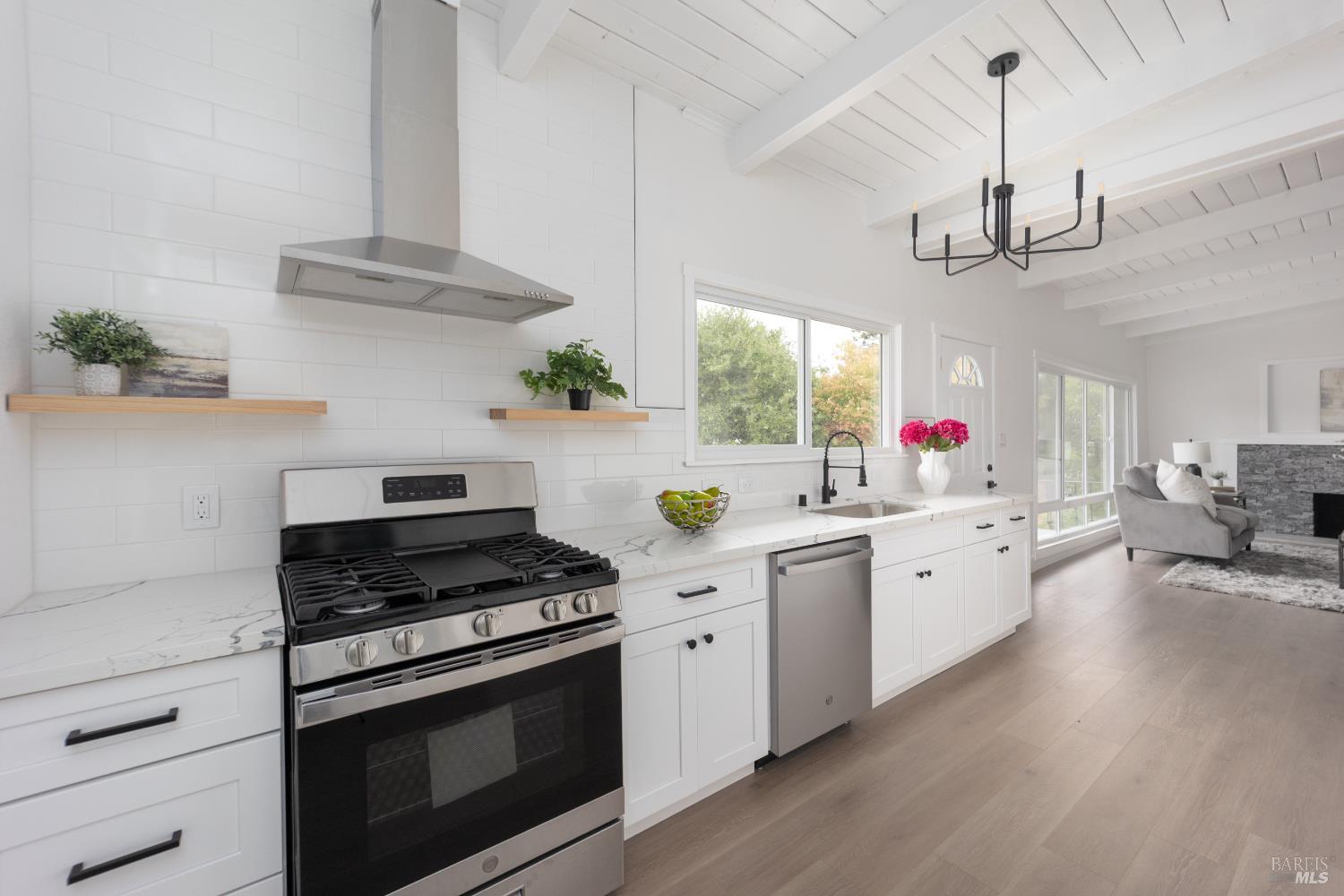 Detail Gallery Image 13 of 27 For 247 Coughlan St, Vallejo,  CA 94590 - 3 Beds | 2 Baths