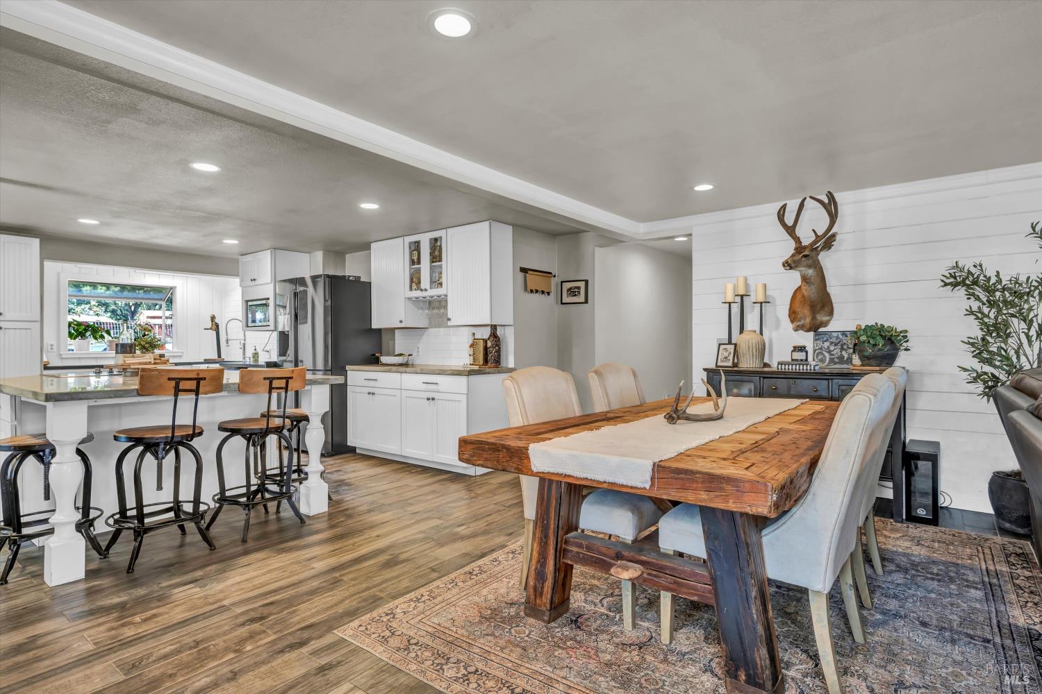 Detail Gallery Image 6 of 56 For 9099 E Side Potter Valley Rd, Potter Valley,  CA 95469 - 3 Beds | 3 Baths