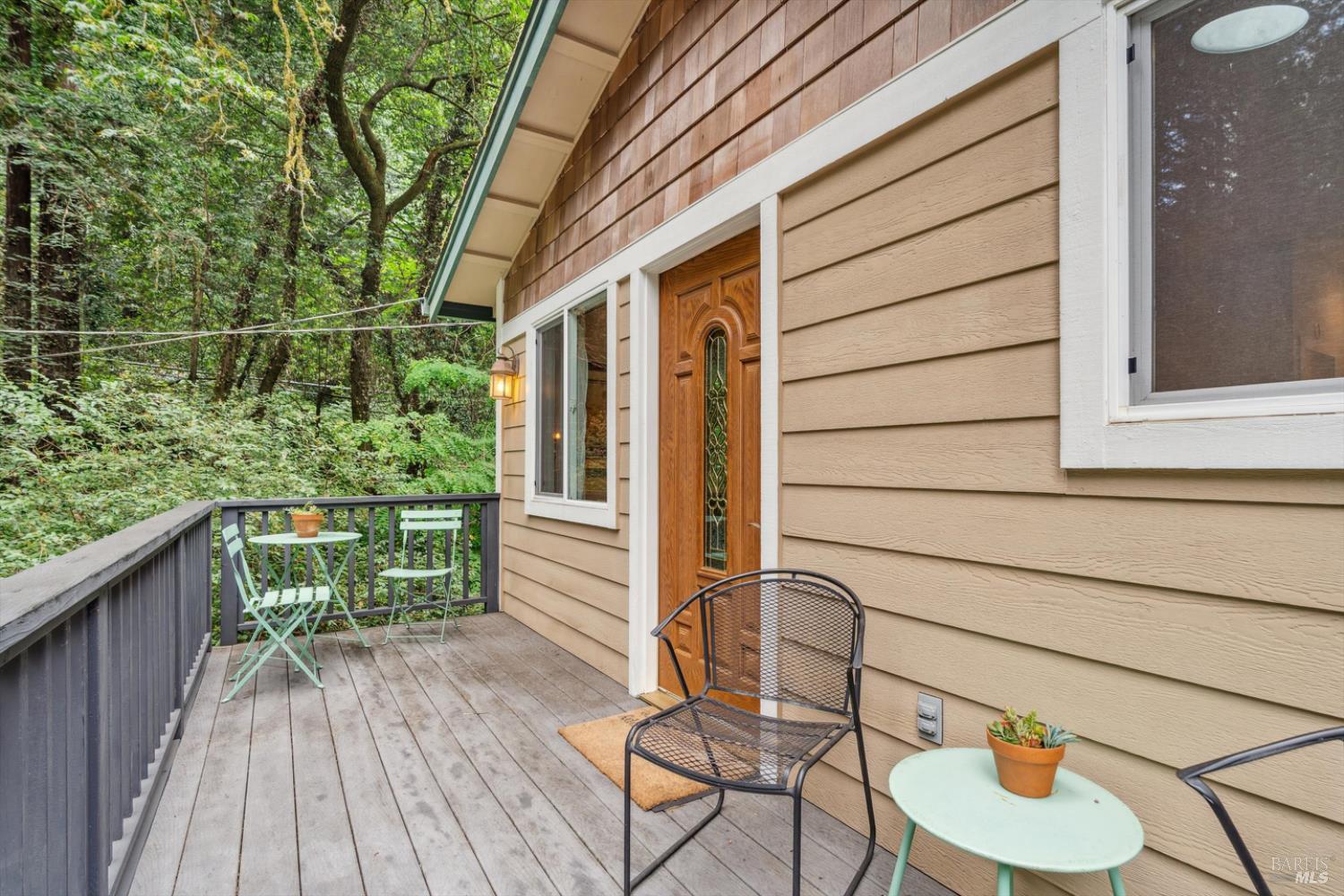 Detail Gallery Image 6 of 22 For 1011 Center St, Villa Grande,  CA 95486 - 2 Beds | 2 Baths