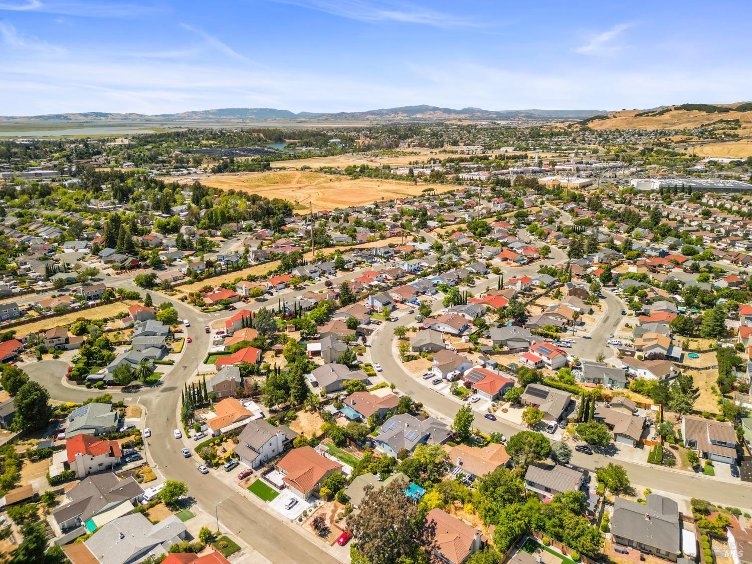 Detail Gallery Image 38 of 41 For 373 Clydesdale Dr, Vallejo,  CA 94591 - 3 Beds | 2 Baths