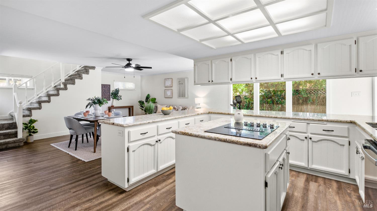 Detail Gallery Image 20 of 64 For 647 Nevada St, Fairfield,  CA 94533 - 5 Beds | 3 Baths
