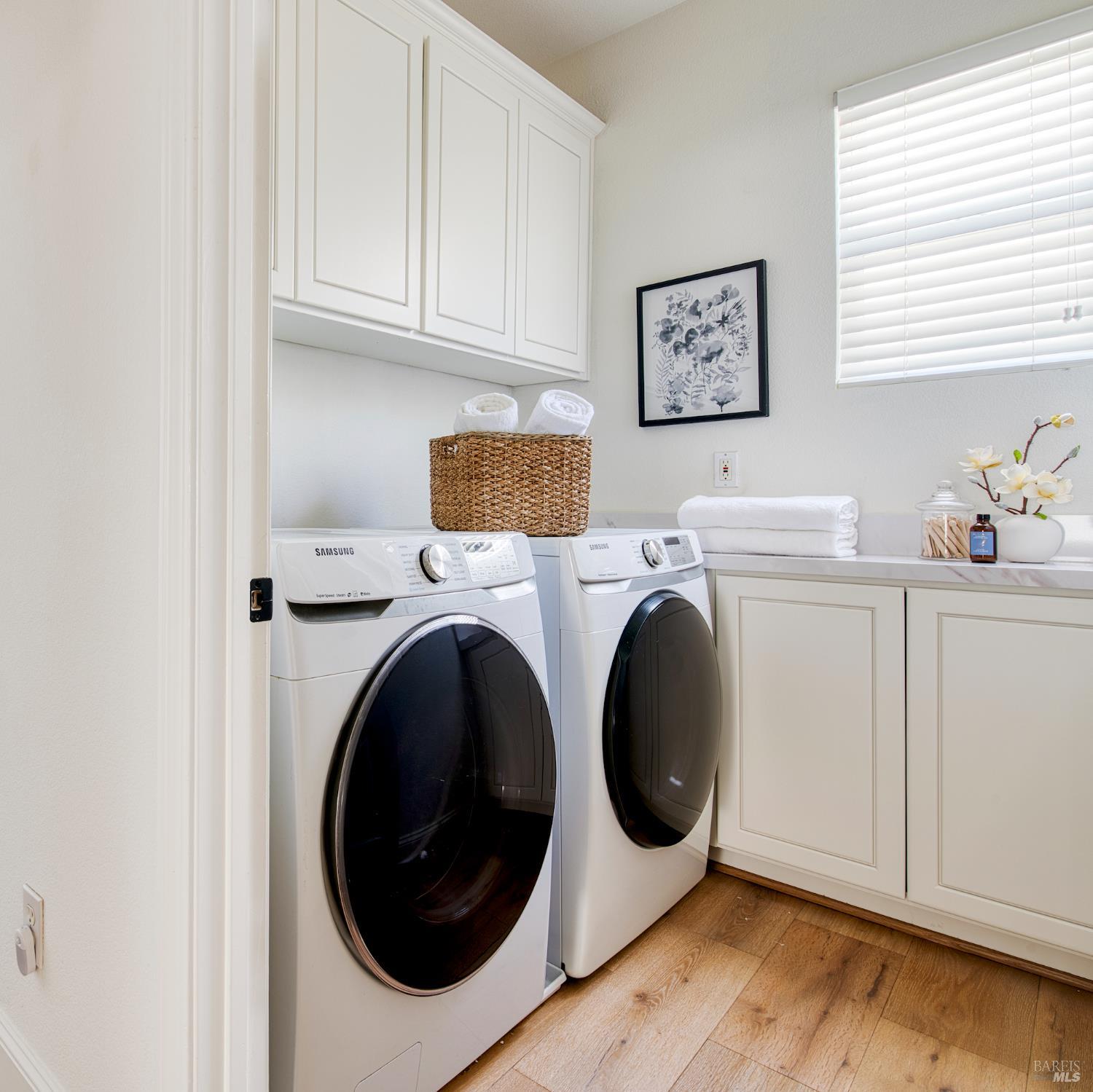 Detail Gallery Image 23 of 35 For 19 Sunny Cove Dr, Novato,  CA 94949 - 4 Beds | 2/1 Baths