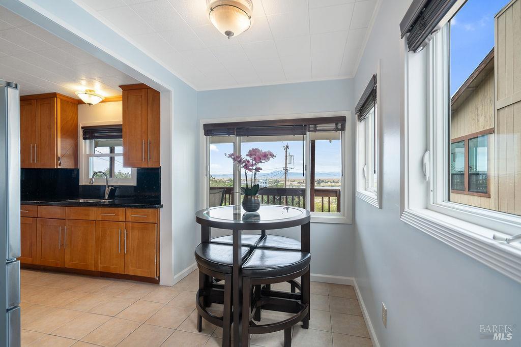 Detail Gallery Image 12 of 36 For 185 Baxter St, Vallejo,  CA 94590 - 2 Beds | 1 Baths