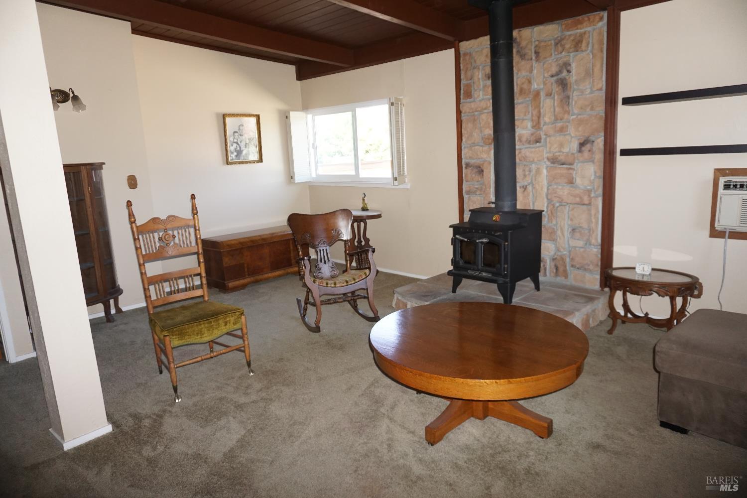 Detail Gallery Image 3 of 23 For 108 San Gorgonio Ave, Vallejo,  CA 94589 - 2 Beds | 1 Baths