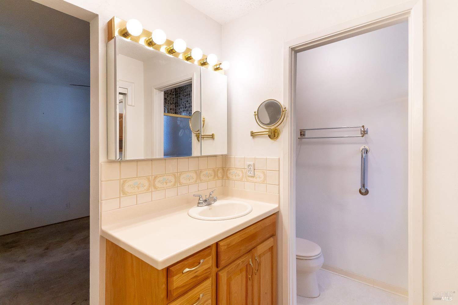 Detail Gallery Image 10 of 27 For 3042 Beecham St, Napa,  CA 94558 - 3 Beds | 2 Baths