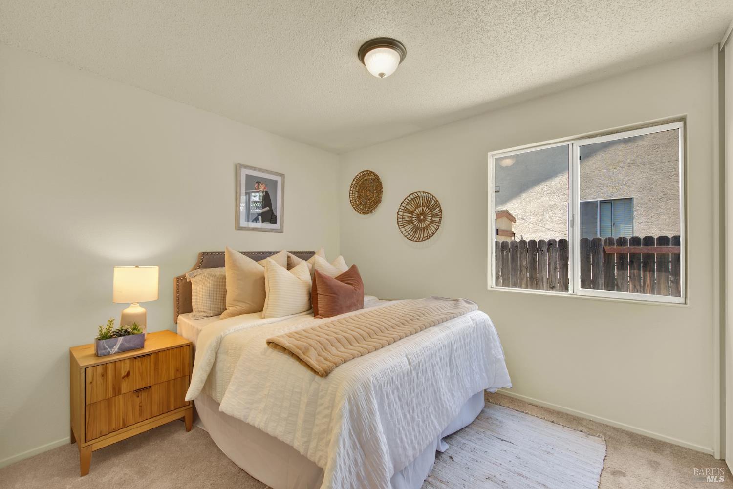 Detail Gallery Image 18 of 31 For 208 Waterford Dr, Vacaville,  CA 95688 - 3 Beds | 2 Baths