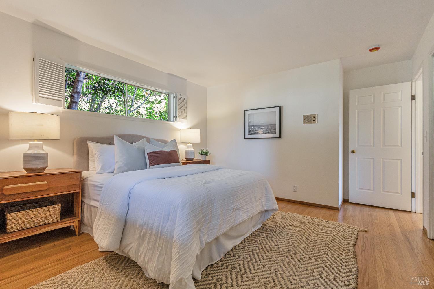 Detail Gallery Image 23 of 42 For 230 Del Casa Dr, Mill Valley,  CA 94941 - 4 Beds | 2/1 Baths
