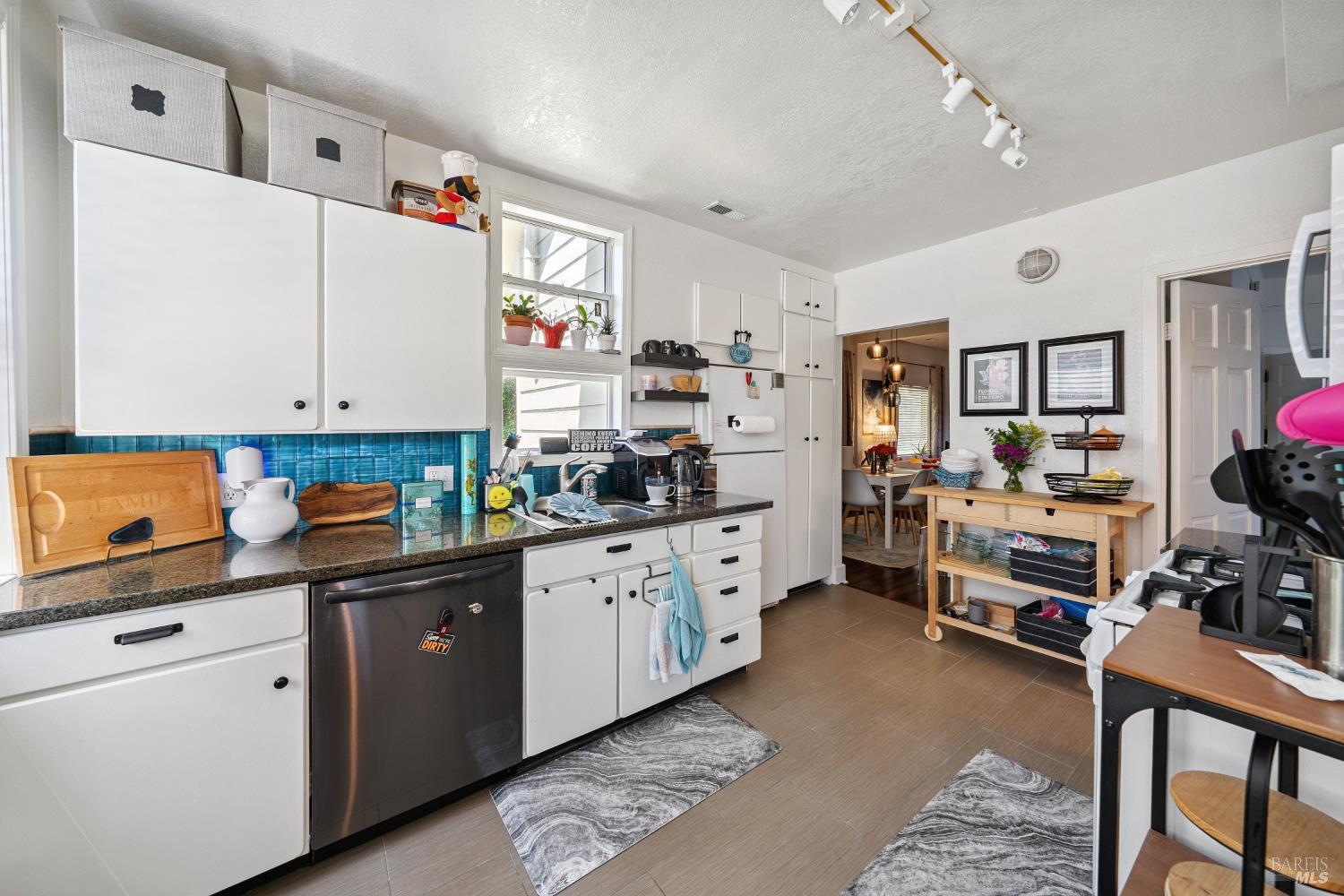 Detail Gallery Image 31 of 38 For 711 San Anselmo Ave, San Anselmo,  CA 94960 - – Beds | – Baths