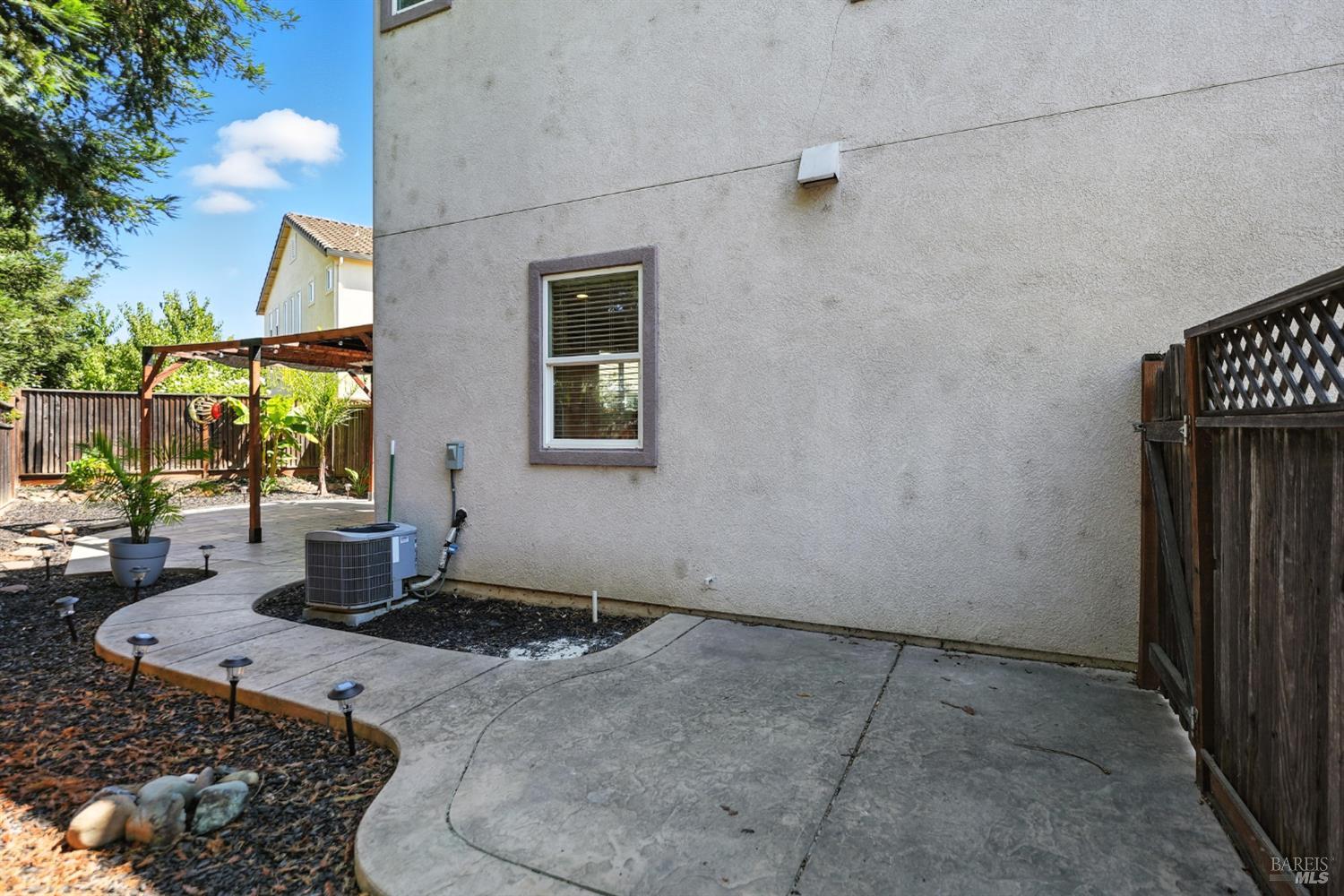 Detail Gallery Image 26 of 27 For 491 Rosso Ct, Vacaville,  CA 95687 - 3 Beds | 2/1 Baths